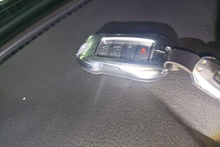 Used Infiniti FX 2011 FX35 Standard Edition Vehicle Key