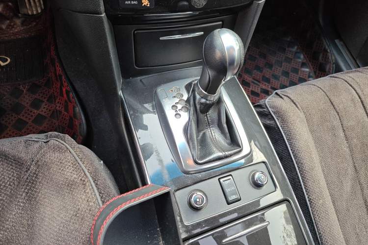 Used Infiniti FX 2011 FX35 Standard Edition Gear Lever