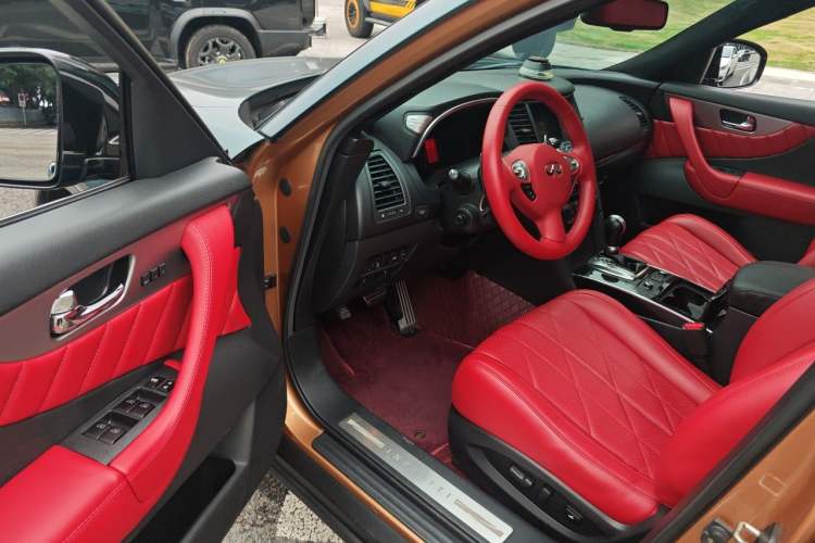 Used Infiniti FX 2011 FX35 Jinshang Overdrive Edition Driver Seat
