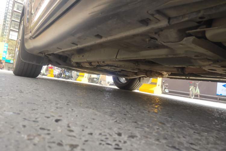 Used Infiniti FX 2011 FX35 Supreme Edition Chassis Rear Left