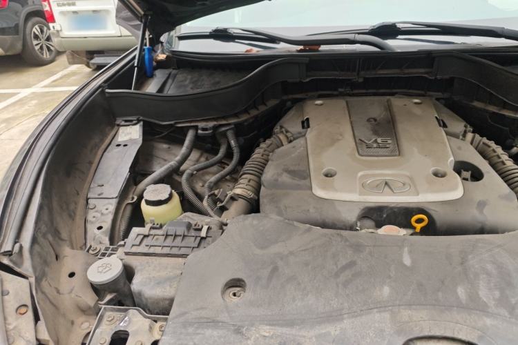 Used Infiniti FX 2011 FX35 Supreme Edition Engine Bay Right