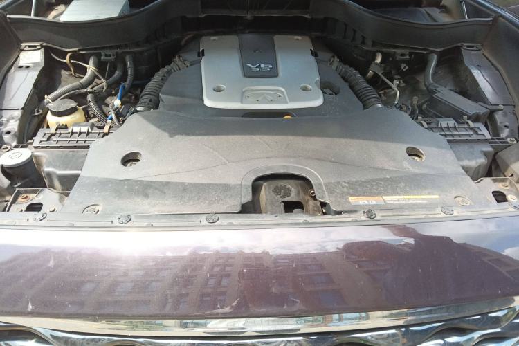 Used Infiniti FX 2011 FX35 Supreme Edition Engine Bay