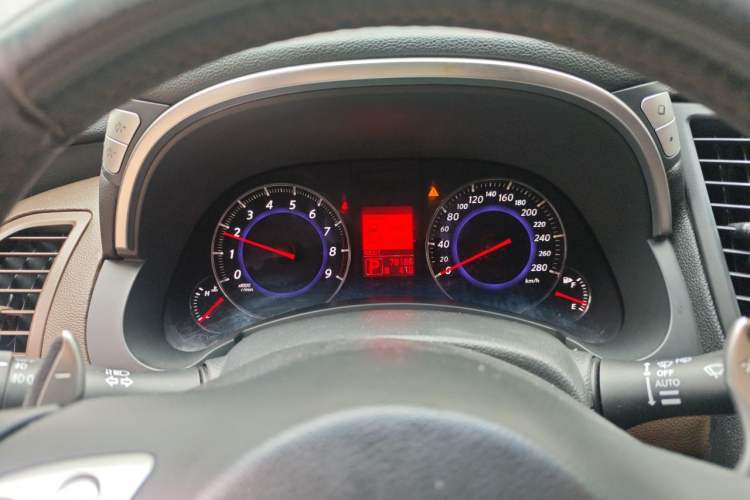Used Infiniti FX 2011 FX35 Supreme Edition Instrument Cluster