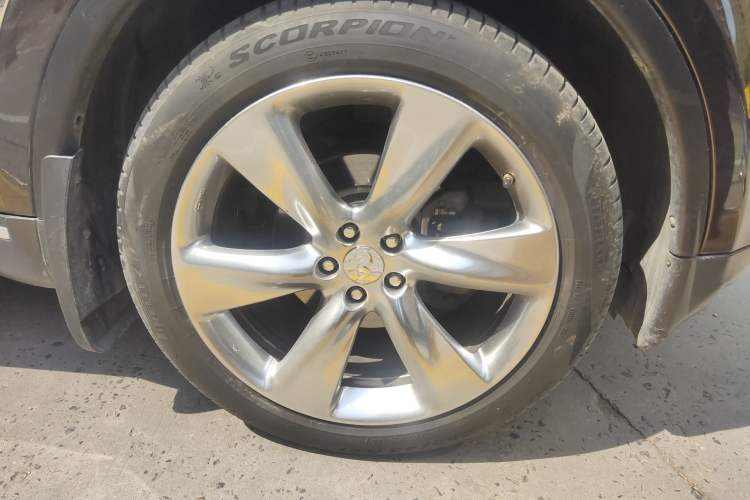 Used Infiniti FX 2011 FX35 Supreme Edition Right Front Wheel Hub