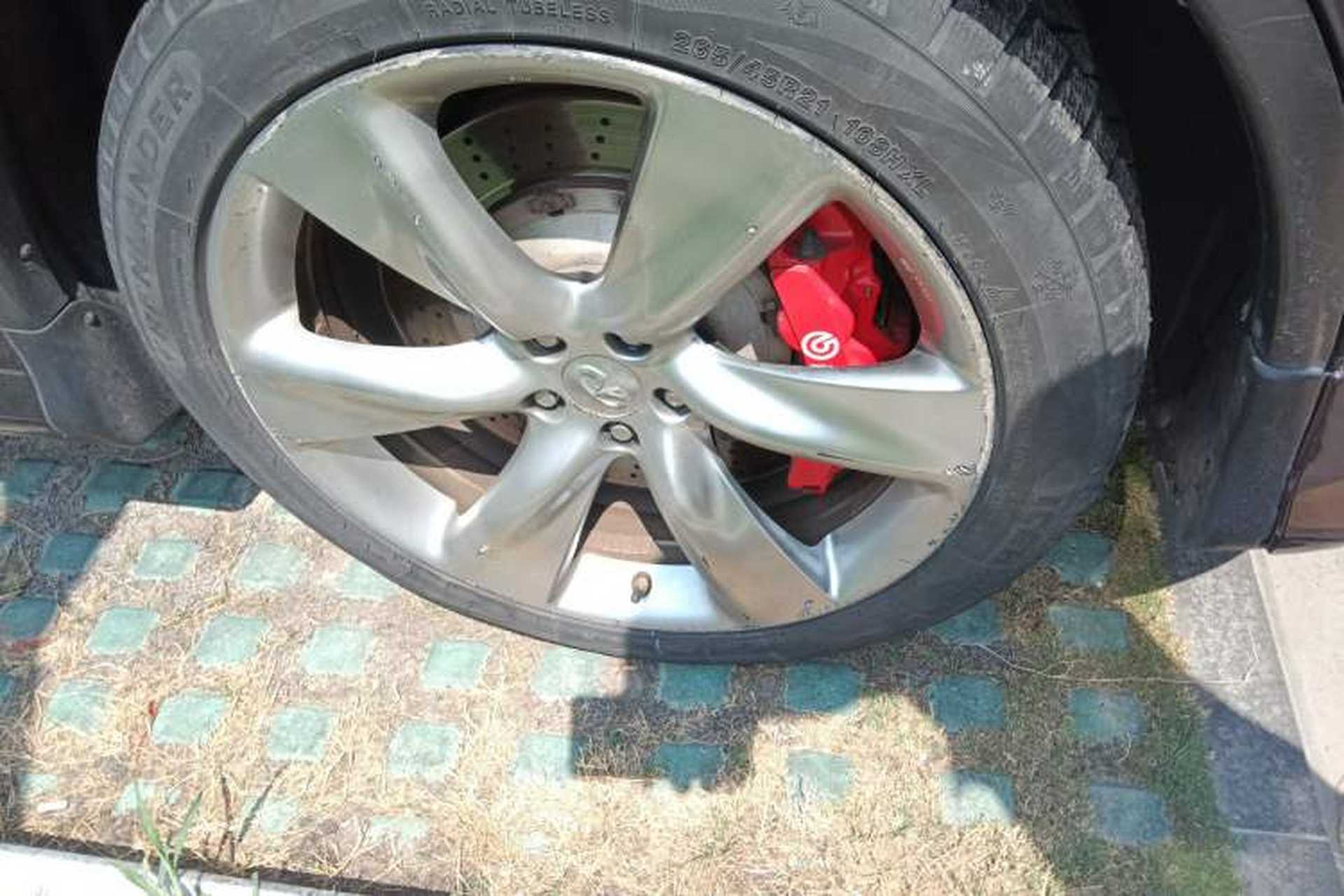 Used Infiniti FX 2011 FX35 Supreme Edition Right Front Wheel Hub