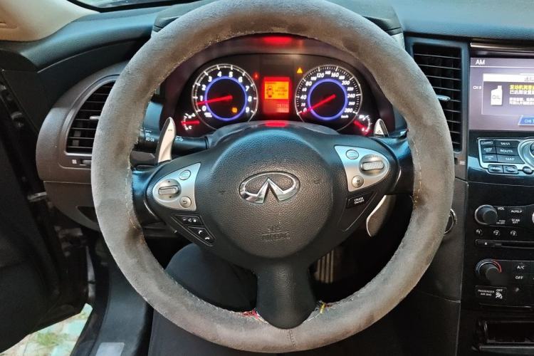 Used Infiniti FX 2011 FX35 Supreme Edition Steering Wheel