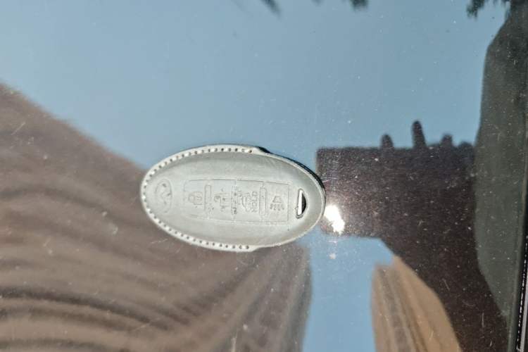 Used Infiniti FX 2011 FX35 Supreme Edition Vehicle Key