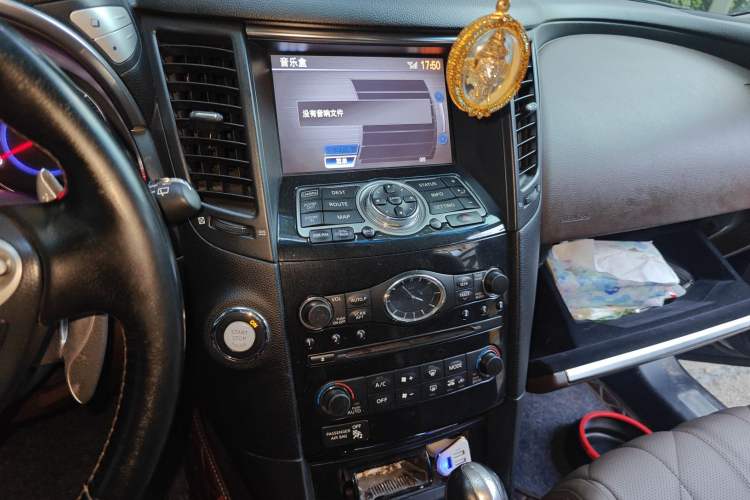 Used Infiniti FX 2011 FX35 Jinshang Overdrive Edition Audio And AC Panel