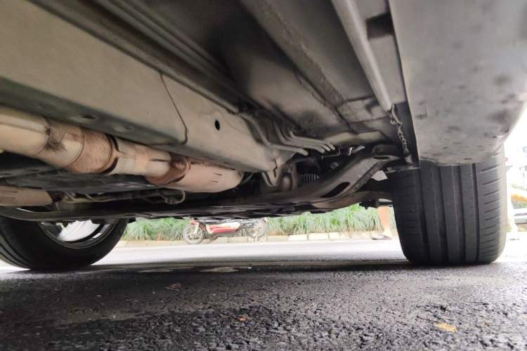 Used Infiniti FX 2011 FX35 Jinshang Overdrive Edition Chassis Front Right