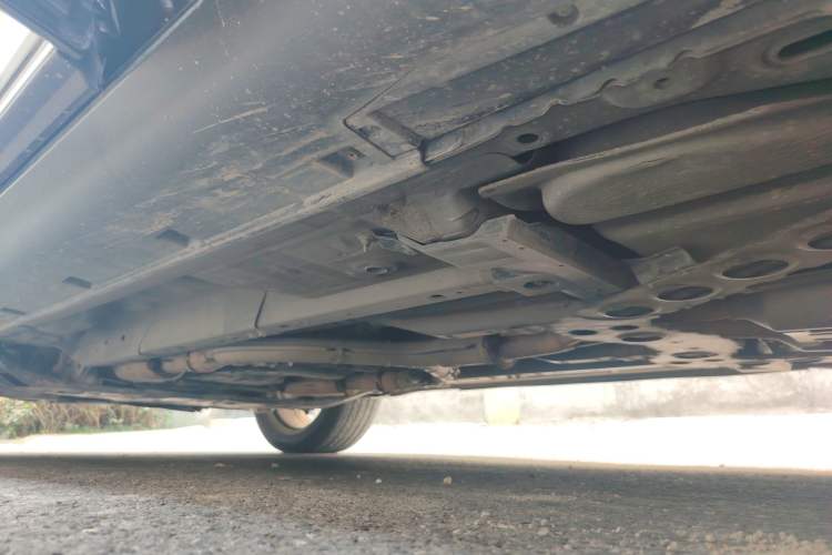 Used Infiniti FX 2011 FX35 Standard Edition Chassis Rear Left