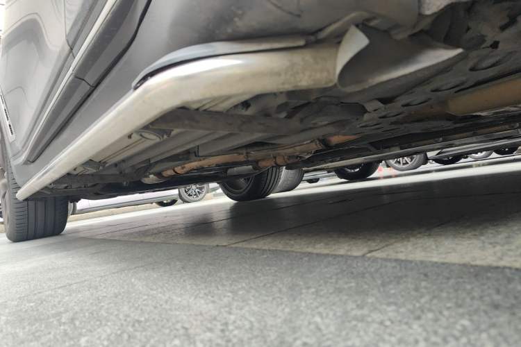Used Infiniti FX 2011 FX35 Supreme Edition Chassis Rear Left
