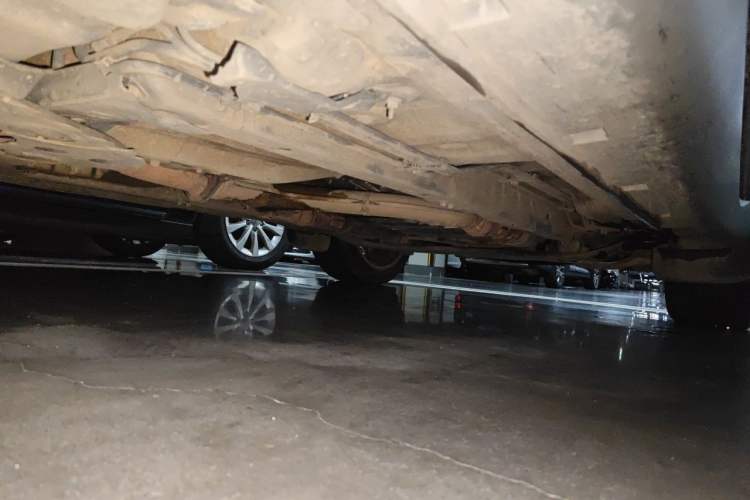 Used Infiniti FX 2011 FX35 Supreme Edition Chassis Rear Right