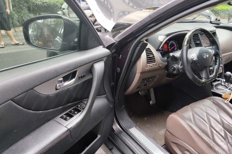 Used Infiniti FX 2011 FX35 Jinshang Overdrive Edition Driver Seat