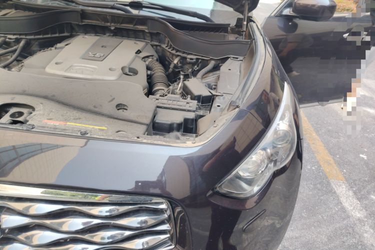 Used Infiniti FX 2011 FX35 Standard Edition Engine Bay Left