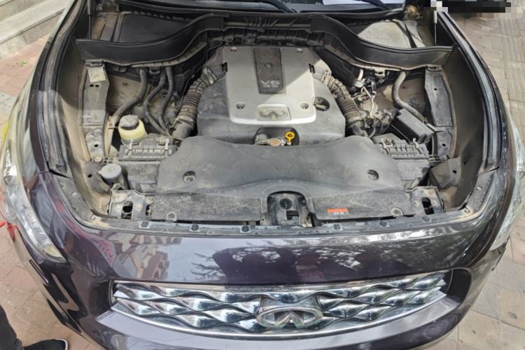 Used Infiniti FX 2011 FX35 Supreme Edition Engine Bay