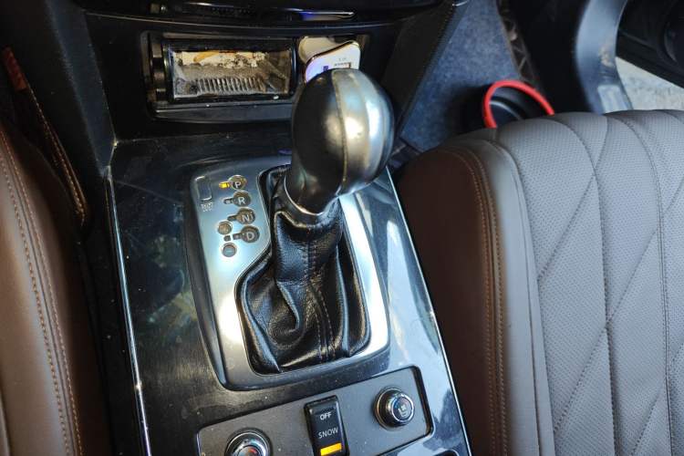 Used Infiniti FX 2011 FX35 Jinshang Overdrive Edition Gear Lever