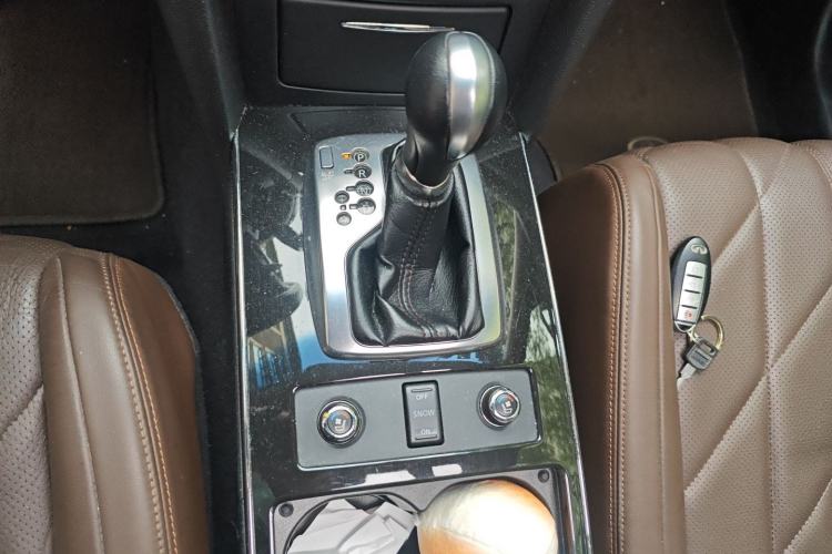 Used Infiniti FX 2011 FX35 Standard Edition Gear Lever