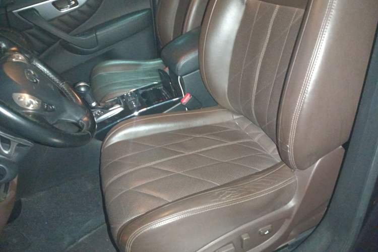 Used Infiniti FX 2011 FX35 Standard Edition Left Front Seat