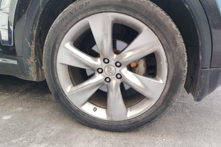 Used Infiniti FX 2011 FX35 Standard Edition Right Front Wheel Hub