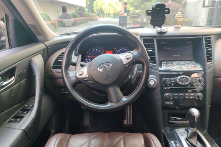 Used Infiniti FX 2011 FX35 Standard Edition Steering Wheel