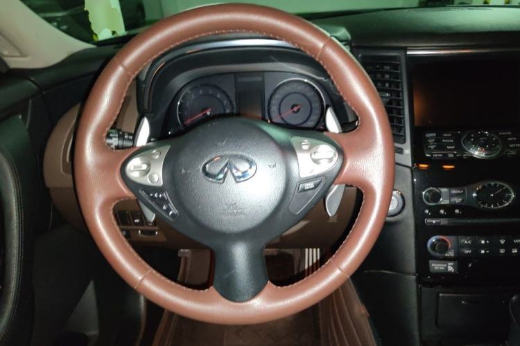 Used Infiniti FX 2011 FX35 Jinshang Standard Edition Steering Wheel