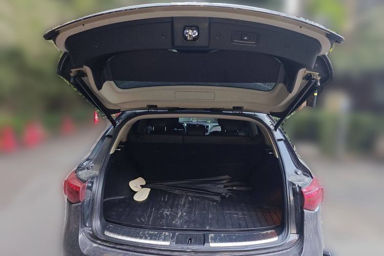 Used Infiniti FX 2011 FX35 Jinshang Overdrive Edition Trunk