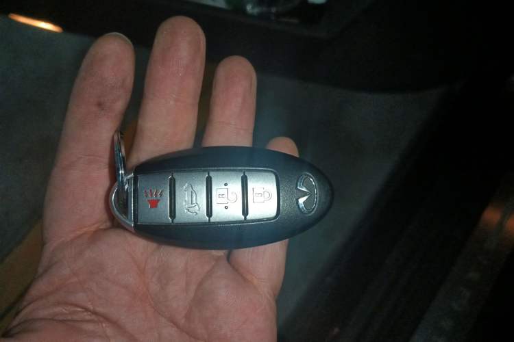 Used Infiniti FX 2011 FX35 Standard Edition Vehicle Key