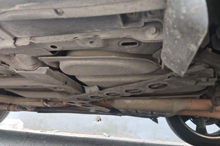 Used Infiniti FX 2011 FX35 Standard Edition Chassis Rear Left