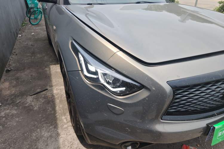 Used Infiniti FX 2011 FX35 Standard Edition Right Front Headlight