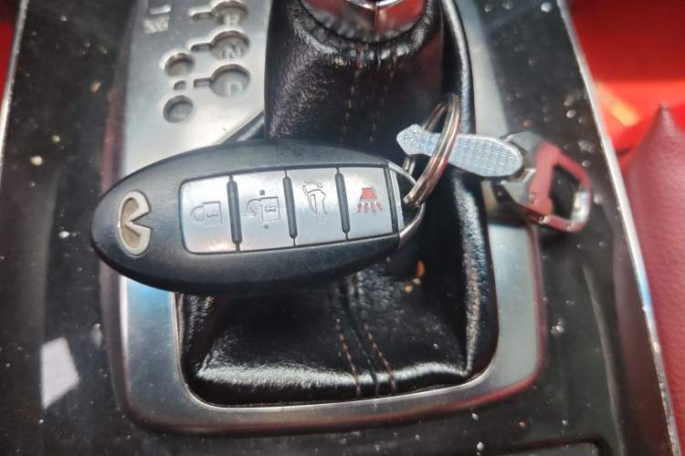 Used Infiniti FX 2011 FX35 Standard Edition Vehicle Key