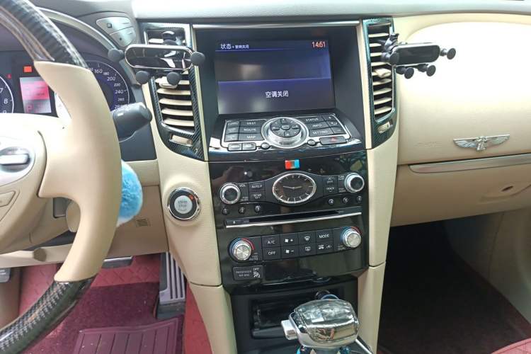 Used Infiniti FX 2011 FX35 Supreme Edition Audio And AC Panel