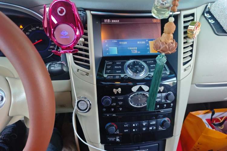 Used Infiniti FX 2011 FX35 Standard Edition Audio And AC Panel
