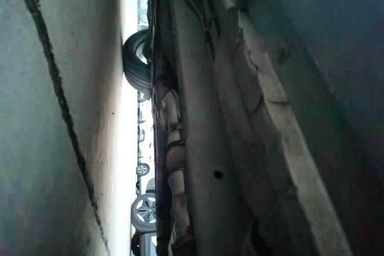Used Infiniti FX 2011 FX35 Supreme Edition Chassis Front Right