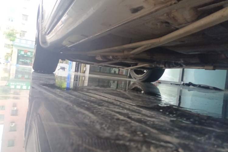 Used Infiniti FX 2011 FX35 Standard Edition Chassis Rear Left
