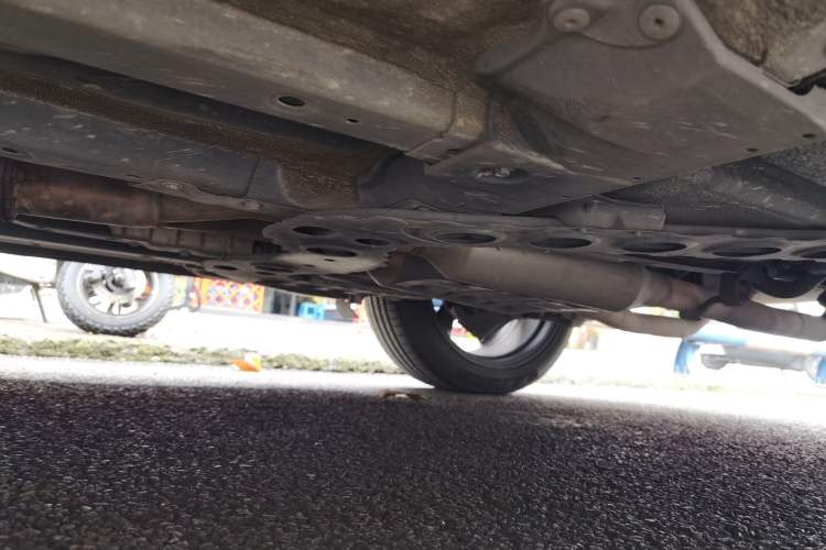 Used Infiniti FX 2011 FX35 Supreme Edition Chassis Rear Left