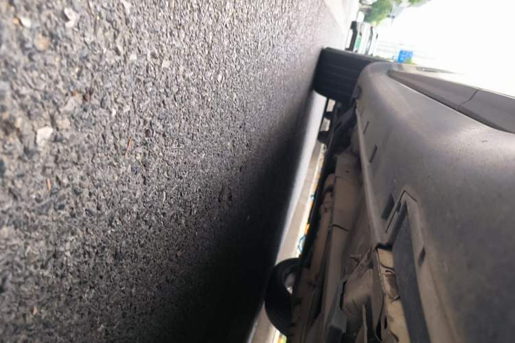 Used Infiniti FX 2011 FX35 Jinshang Standard Edition Chassis Rear Left
