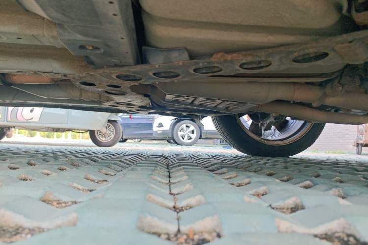 Used Infiniti FX 2011 FX35 Supreme Edition Chassis Rear Left