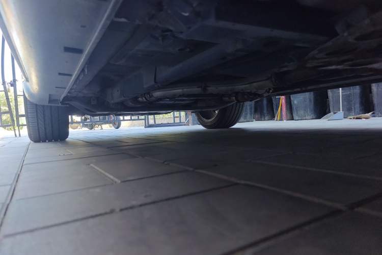 Used Infiniti FX 2011 FX35 Supreme Edition Chassis Rear Left