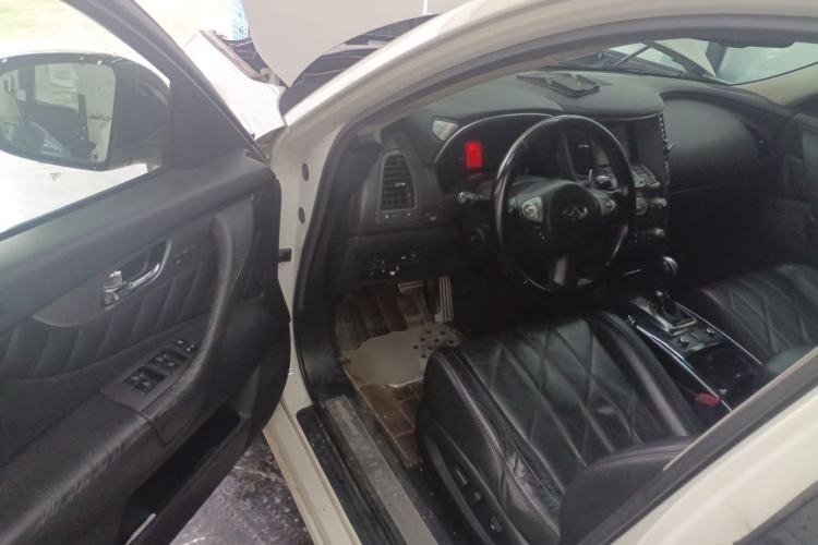Used Infiniti FX 2011 FX35 Standard Edition Driver Seat