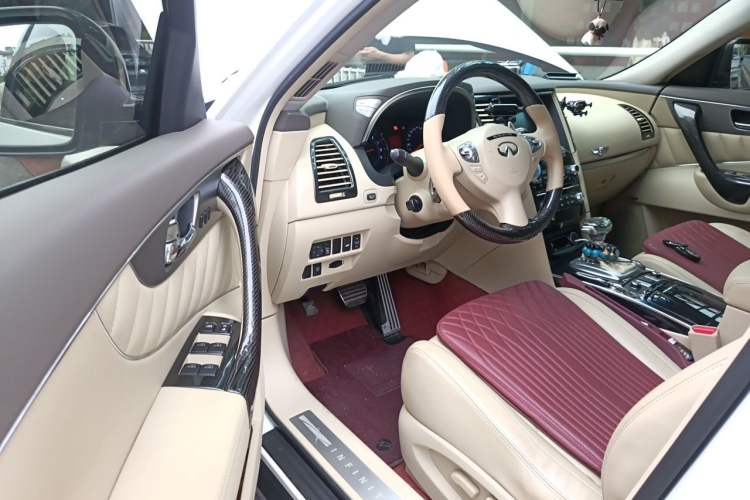 Used Infiniti FX 2011 FX35 Supreme Edition Driver Seat