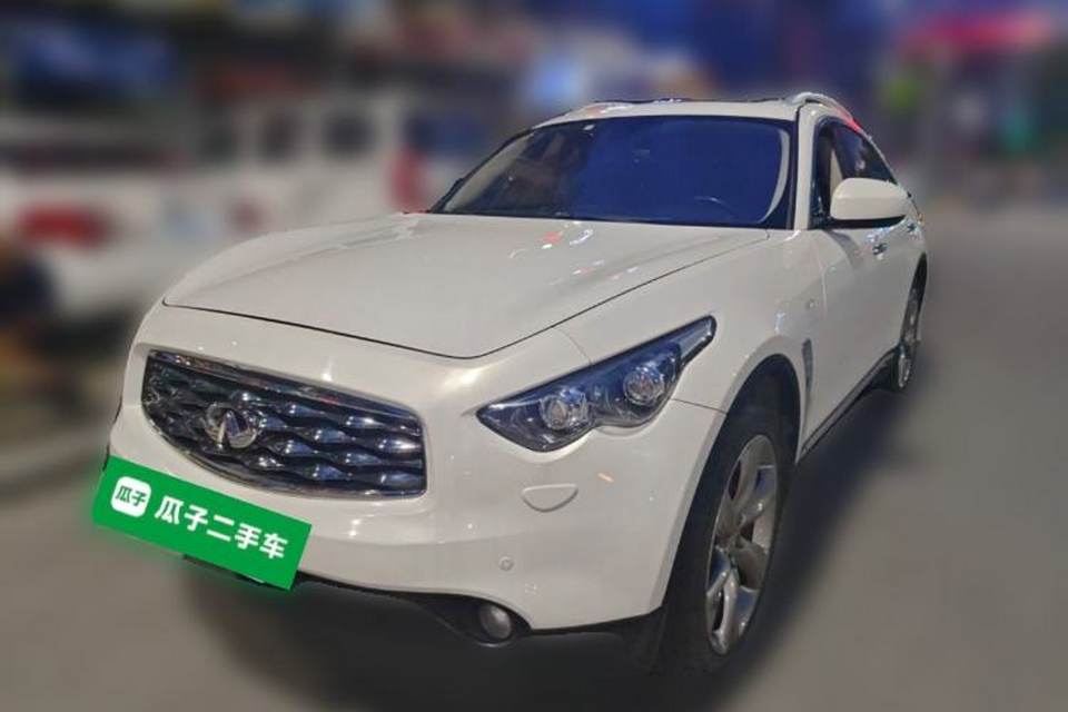 Infiniti FX 2011