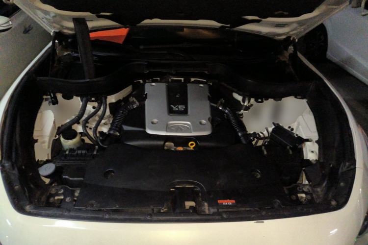 Used Infiniti FX 2011 FX35 Standard Edition Engine Bay
