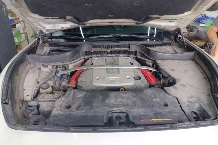 Used Infiniti FX 2011 FX35 Standard Edition Engine Bay