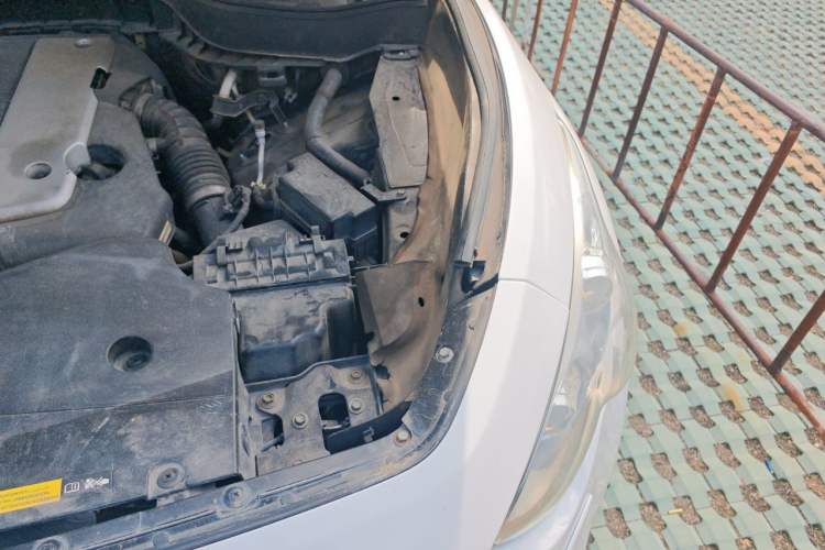 Used Infiniti FX 2011 FX35 Supreme Edition Engine Bay Left
