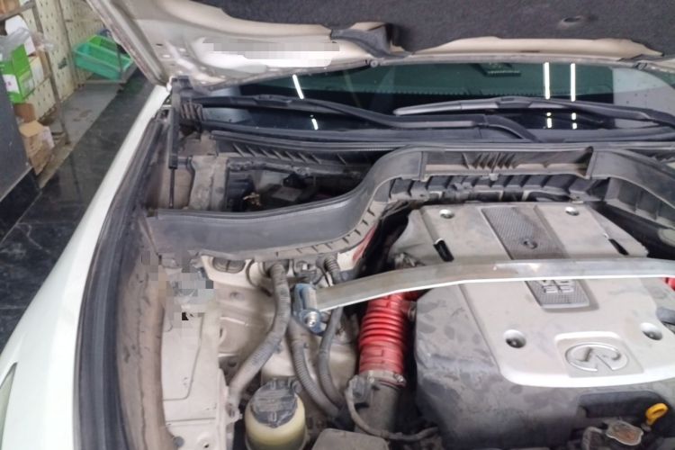 Used Infiniti FX 2011 FX35 Standard Edition Engine Bay Right