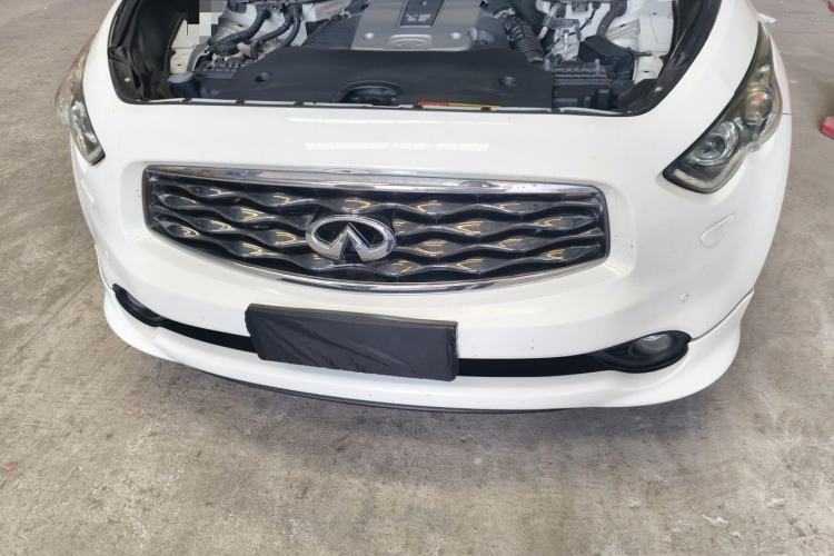 Used Infiniti FX 2011 FX35 Supreme Edition Engine Bay