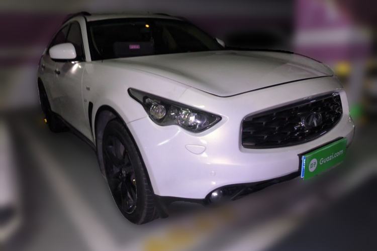 Used Infiniti FX 2011 FX35 Standard Edition Front Right 45 Deg