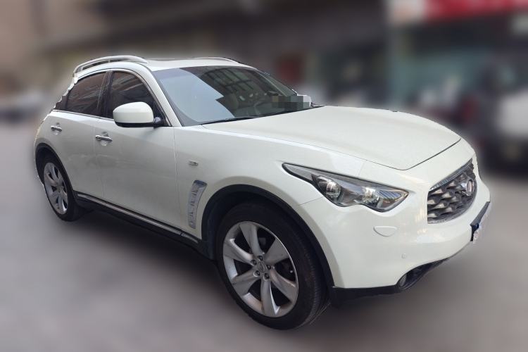 Used Infiniti FX 2011 FX35 Supreme Edition Front Right 45 Deg