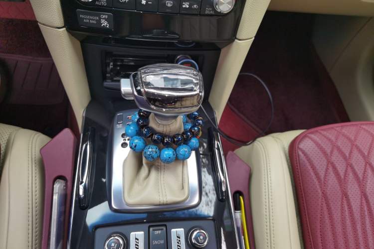 Used Infiniti FX 2011 FX35 Supreme Edition Gear Lever