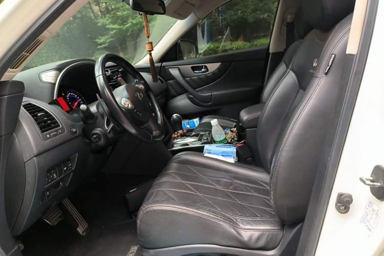 Used Infiniti FX 2011 FX35 Jinshang Standard Edition Left Front Seat